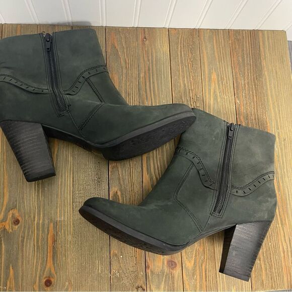 Clark’s Boots 9.5 Women Gray Black Suede Alpine Gale Comfort - Picture 3 of 13